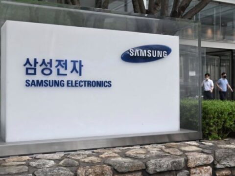Samsung’s 2d-quarter revenue grew 23% year-over-year, thanks to strong chip set up a question to