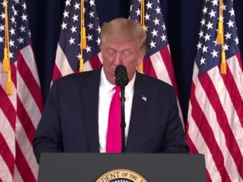 Trump signs coronavirus reduction orders after Congress stalls | Reuters Video